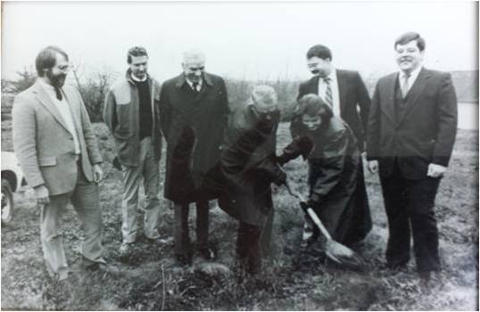 Library Director, Architects and Construction Company Breaking Ground of the New Library